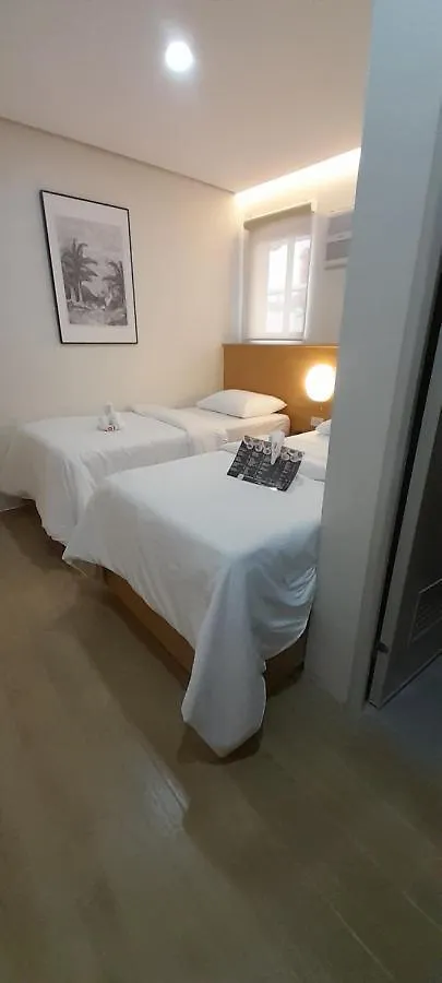Hotel Aurora Suites Pasay