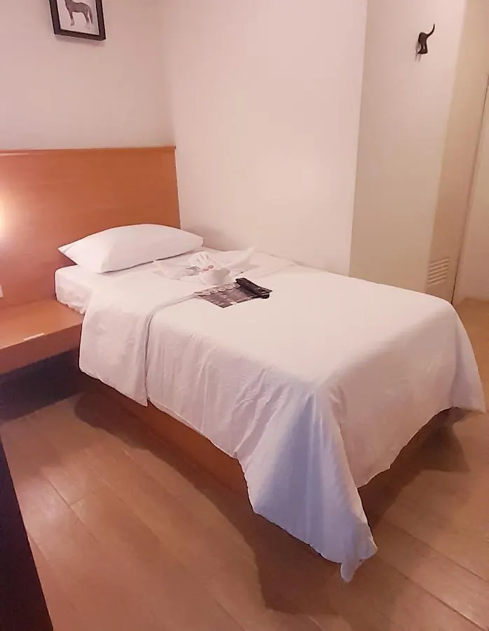 Aurora Suites Pasay